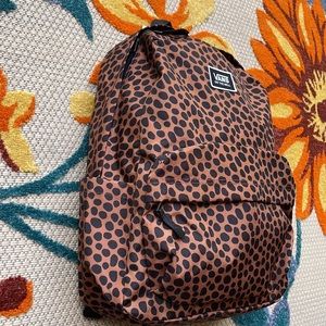 VANS
WM OLD SKOOL H20 BACKPACK WMNS
Leopard print